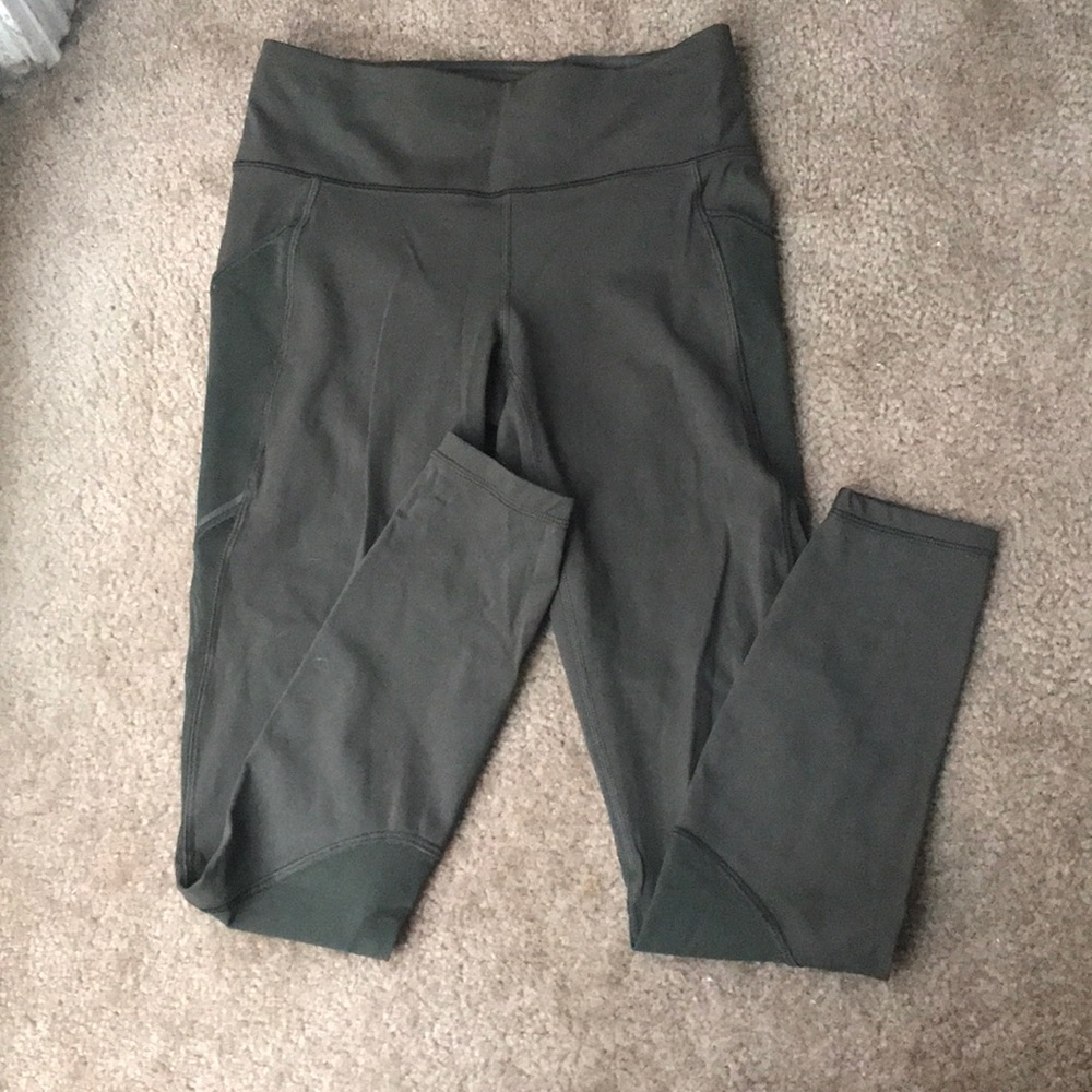 Lululemon mesh olive green with pockets